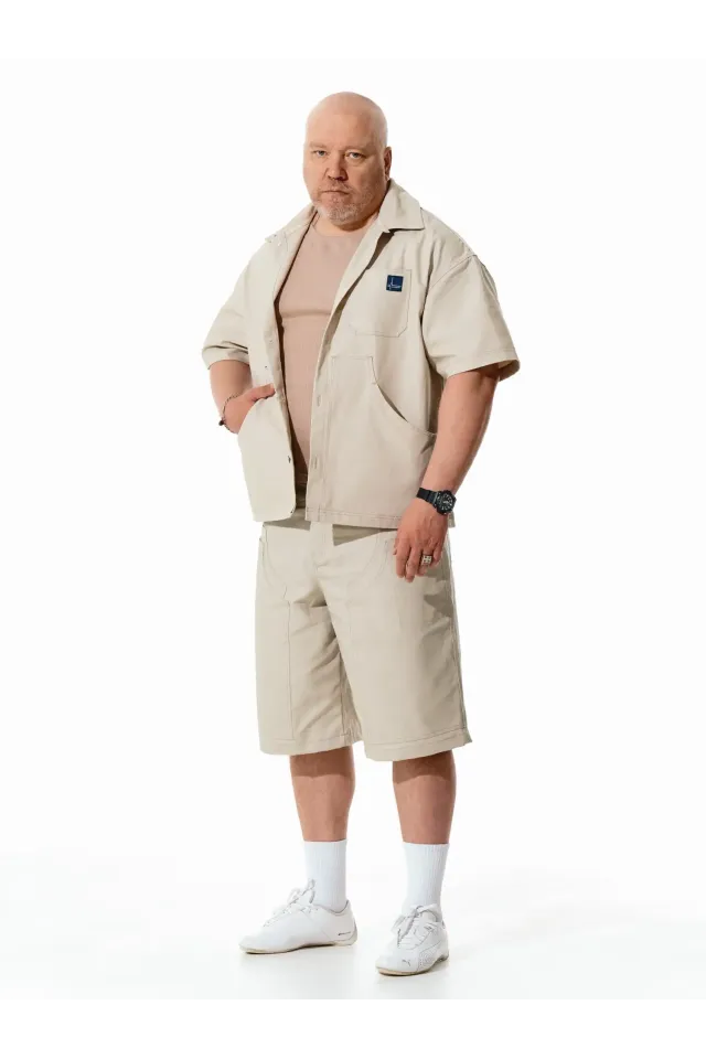 15897